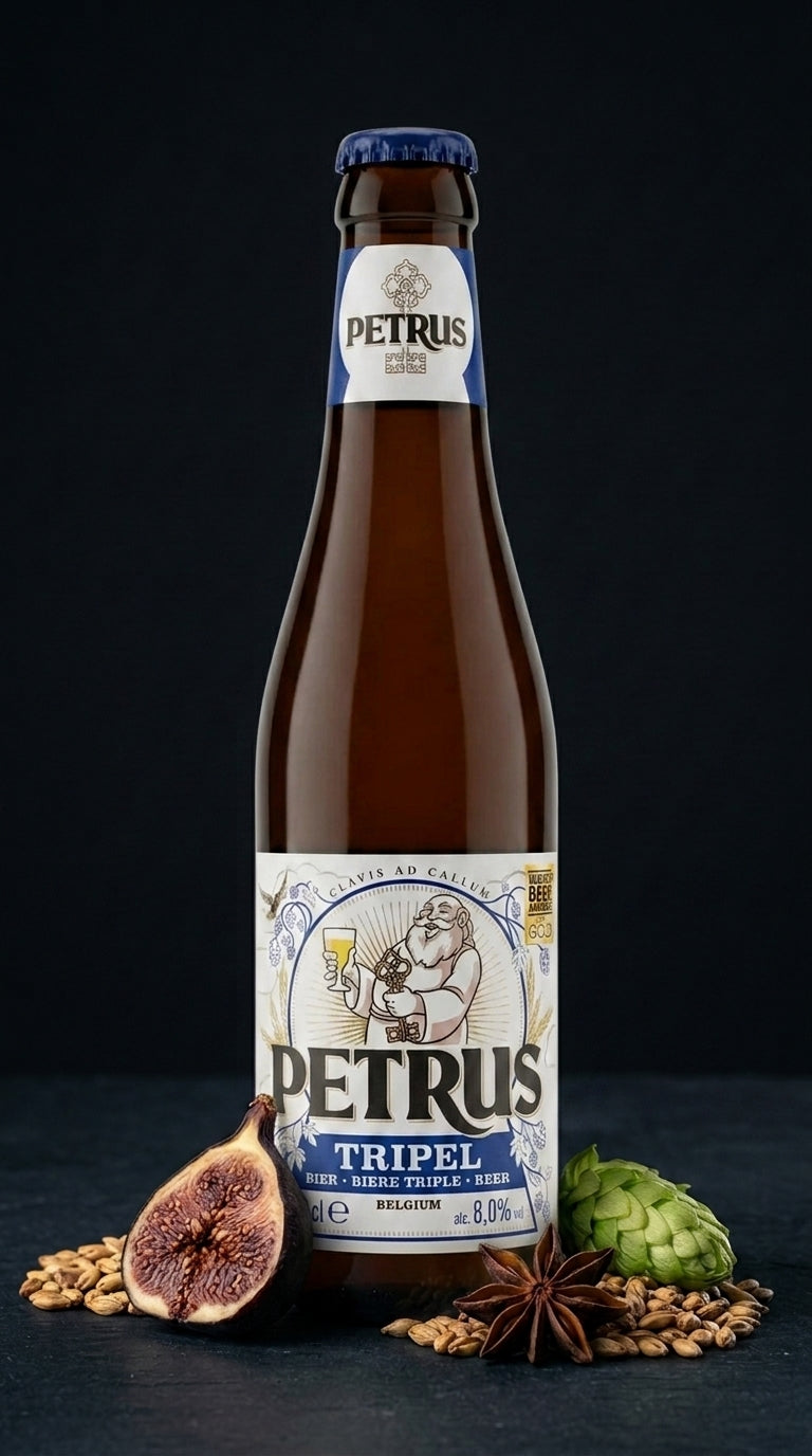 Braune 33cl Petrus Tripel Bierflasche mit blauem Verschluss und weißem Etikett.